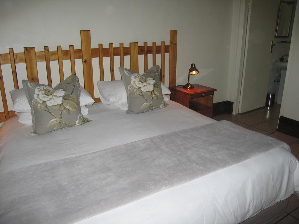 Matoppo Inn Beaufort West Kültér fotó
