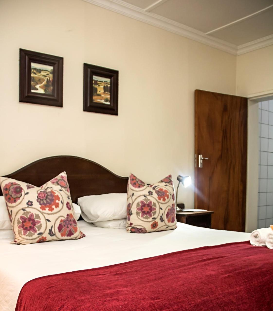 Matoppo Inn Beaufort West Kültér fotó